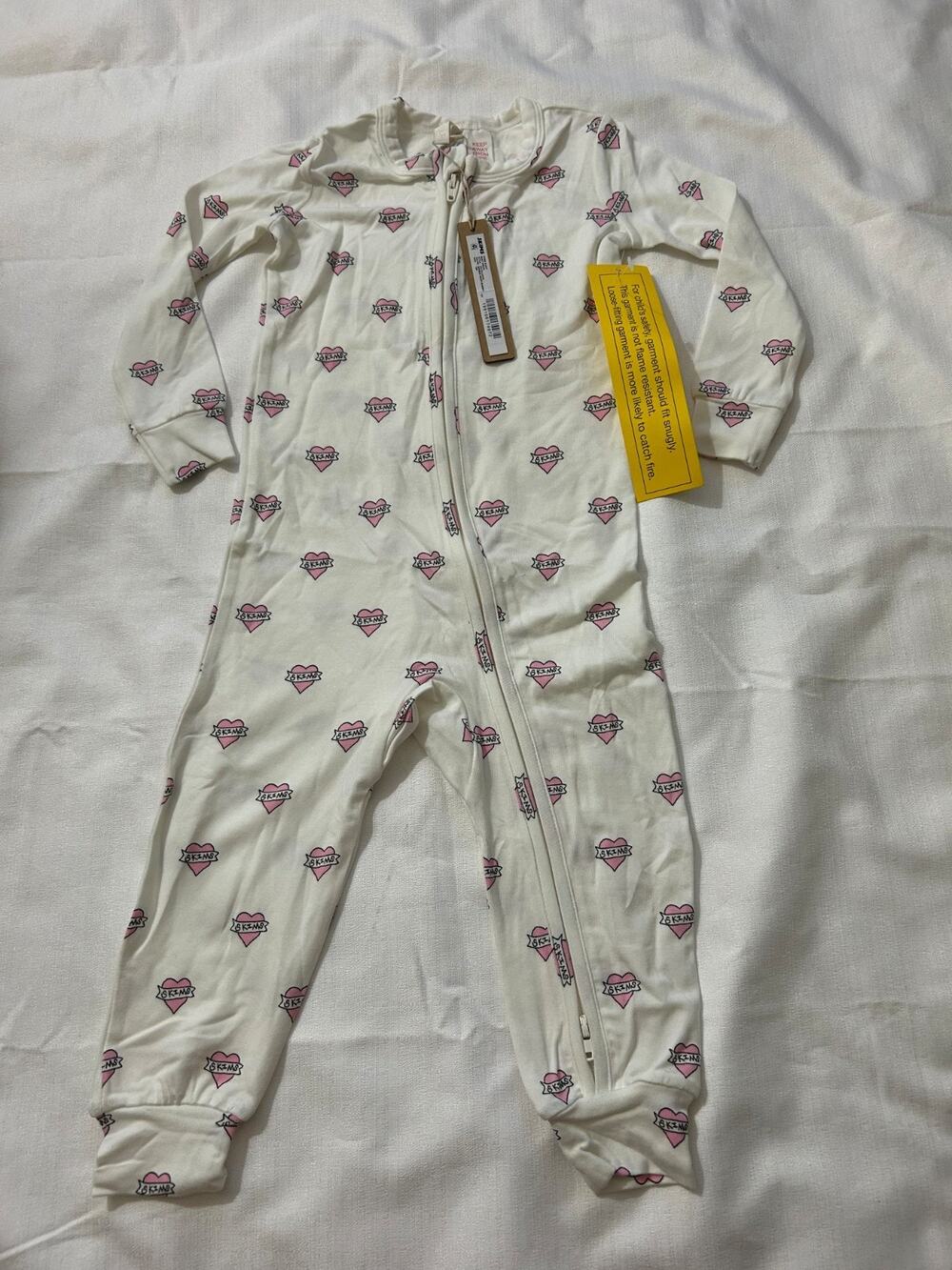 Skims NWT Sleep Baby One Piece Set Marble Heart Banner Size 18 Months